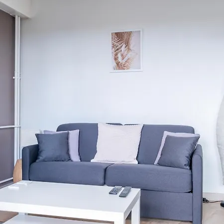 Le Saint Aloise - Balcon, Vue A 10min Du Centre