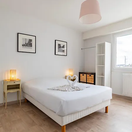 Apartment Le Saint Aloise - Balcon, Vue A 10min Du Centre