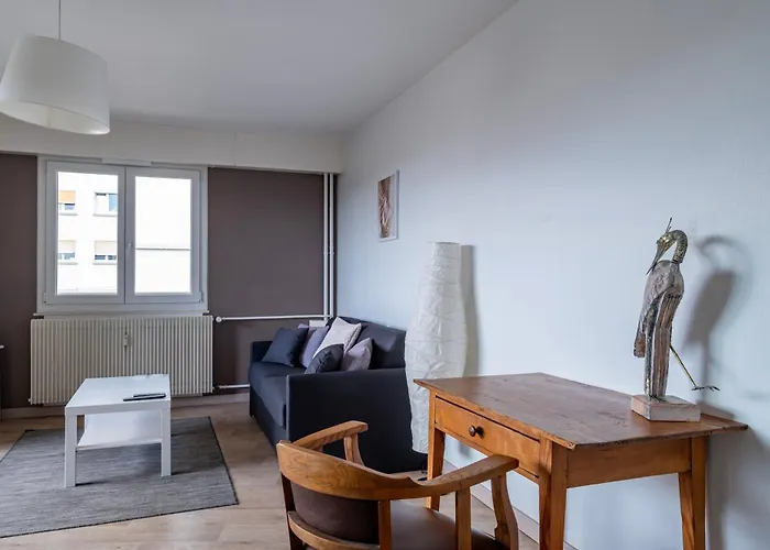 Le Saint Aloïse - Balcon, Vue à 10min Du Centre Appartamento